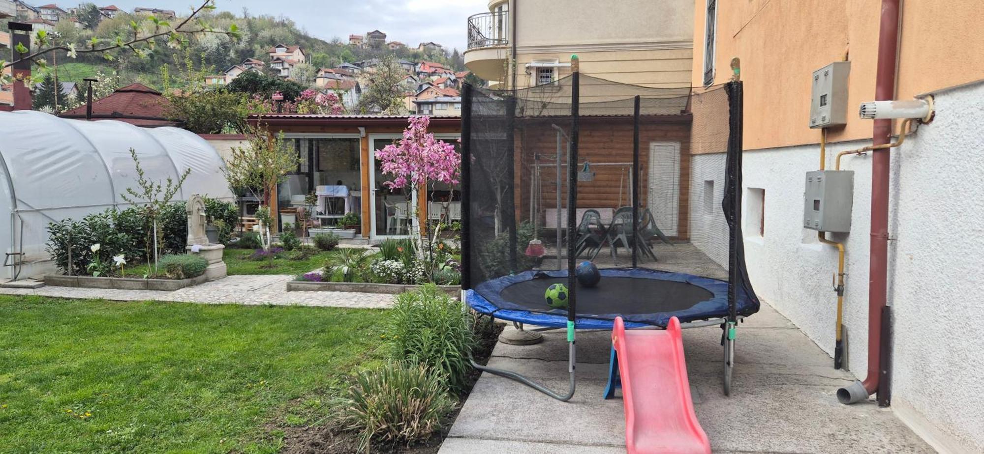 Bosnian Secret Apartman