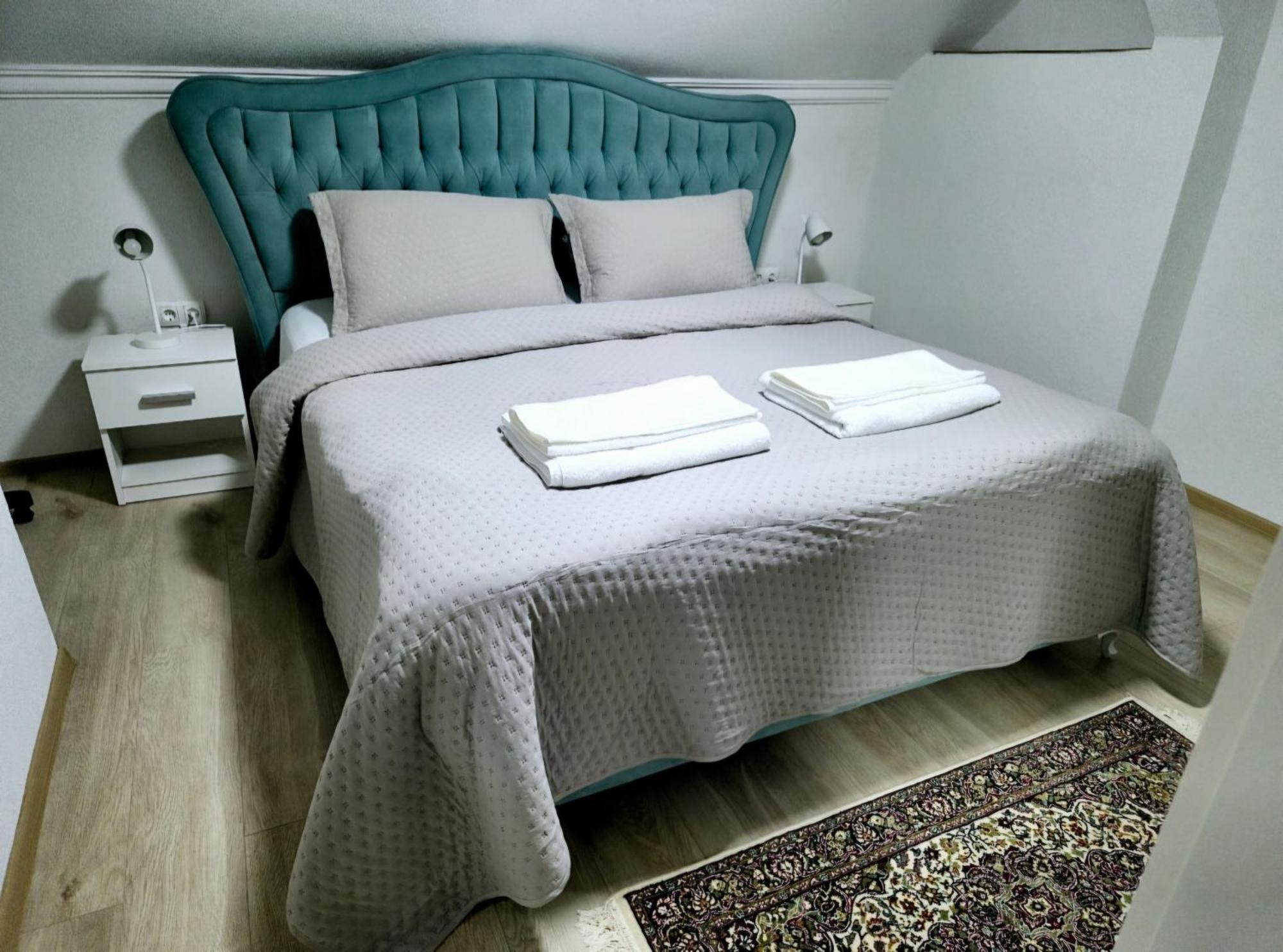 Bosnian Secret Apartman *
